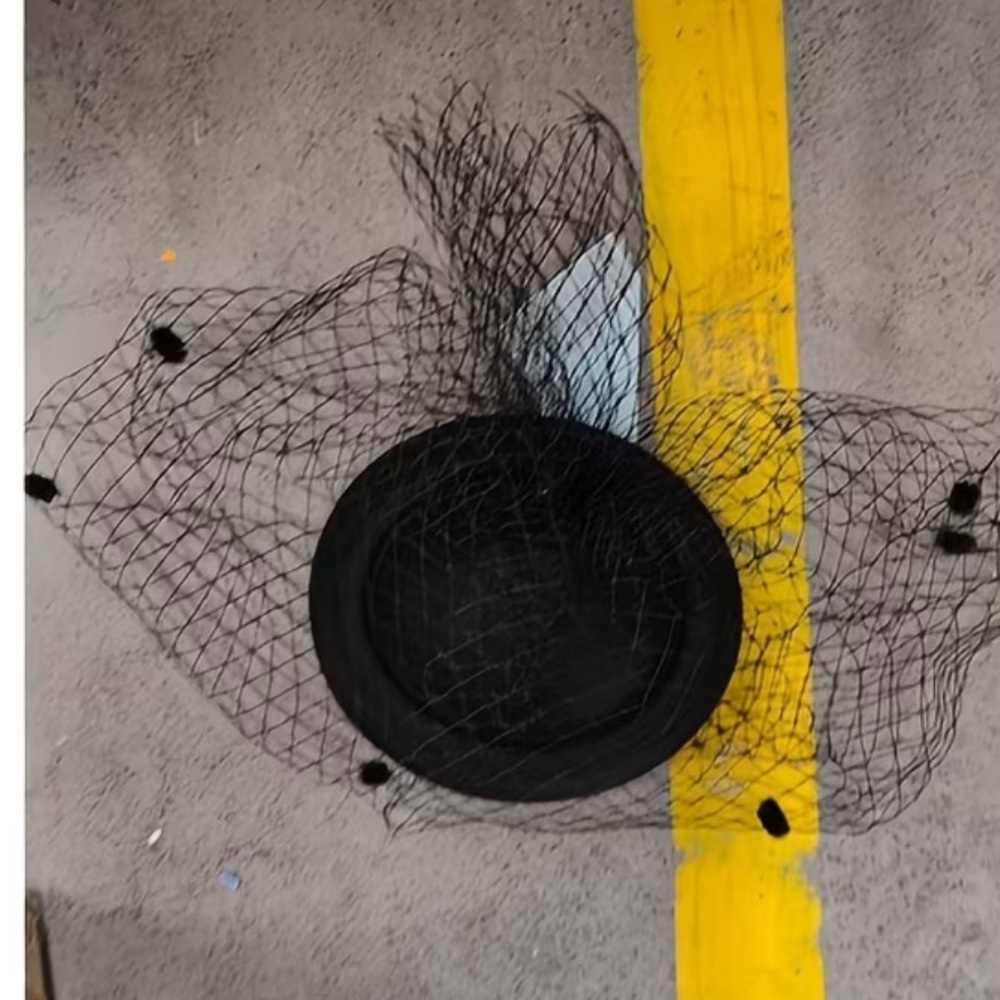 Sophisticated Black Veil Fascinator - Picture 2 of 3